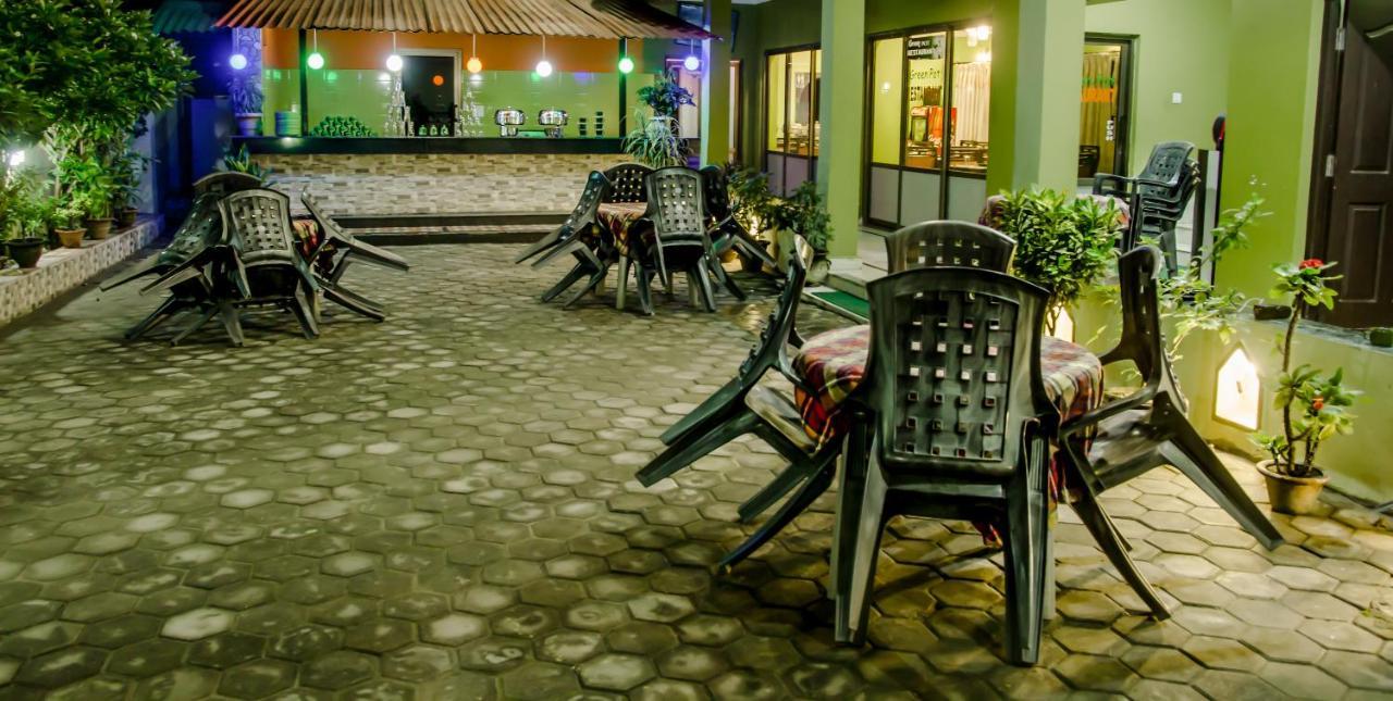 Lumbini Guest House Eksteriør billede